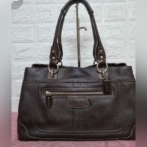 Coach NWOT Penelope bag